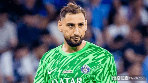 国足大战沙特，熬夜观战，精彩赛事不容错过！